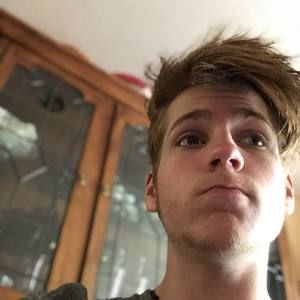 Meet your Posher, Tyler